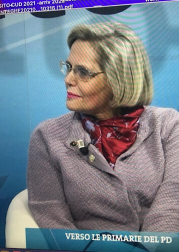 RTI  CALABRIA il direttore Giusy  REGALINO  su dichiarazione di   Marilina INTRIERI LE RAGIONI DEL NO A REFERENDUM 2016 SU RIDUZIONE DELLA RAPPRESENTANZA PARLAMENTARE
